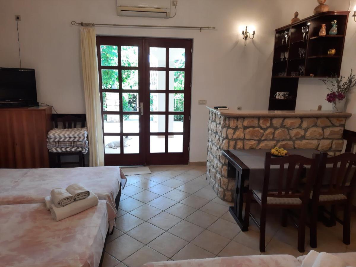 Apartments Zlosilo Orasac Dış mekan fotoğraf